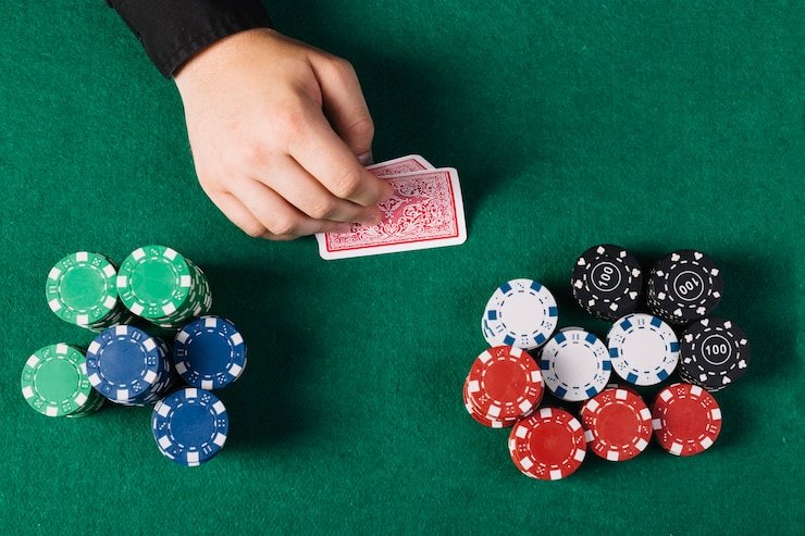 Bagan tingkat loyalitas gbowin menampilkan manfaat progresif dari Member hingga Diamond